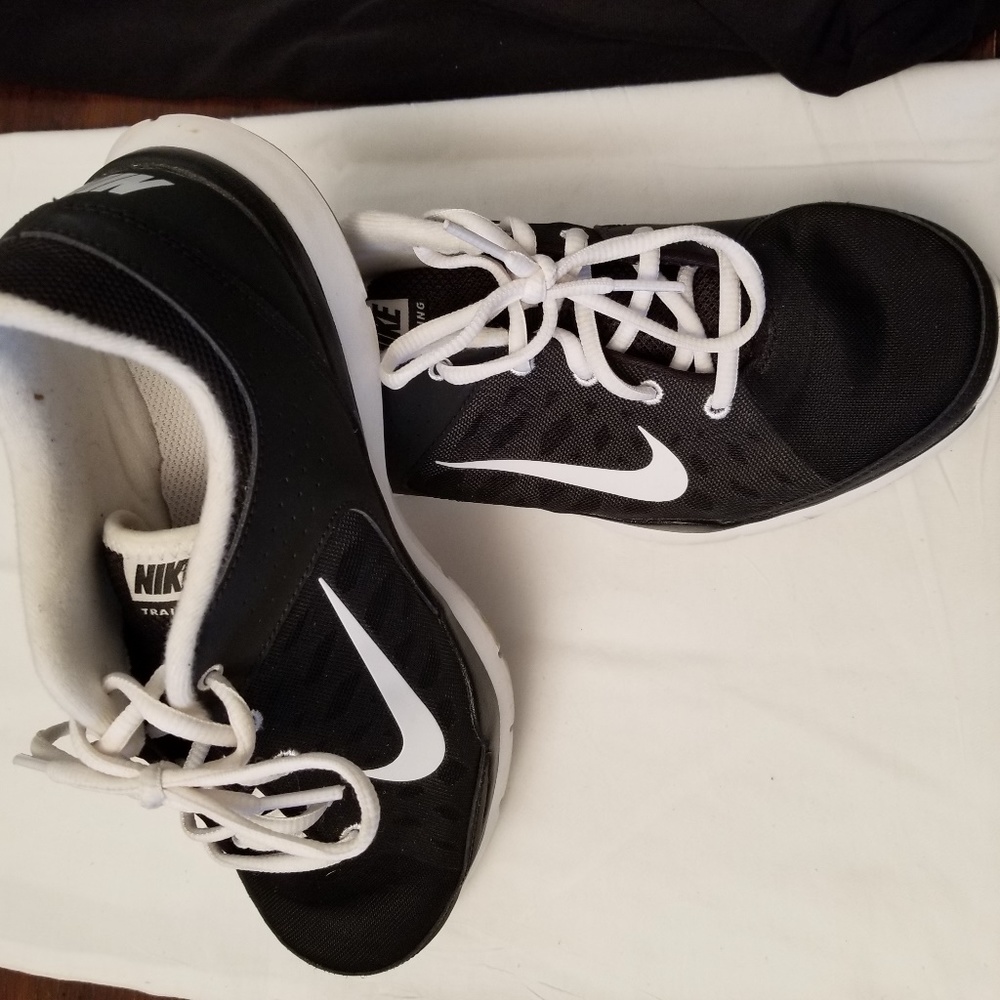 Shoes - Picture 2 of 2